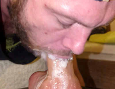 Playing with Huge Amount of Saliva Doing Bubbles and Deepthroat