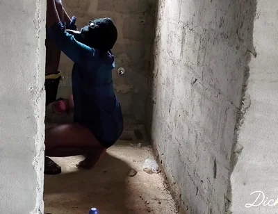 Fucking Ebony Big Wasit Bussy Inside the Toilet of an Uncompleted Building After a Blowjob