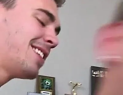 Asher Hawk Fucks Tyson Pierce