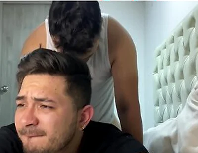 Padrastro Me Confunde Cuando Duermo Me Come El Culo A Pelo Y Me Lo Deja Lleno De Leche Caliente - Sexo Duro