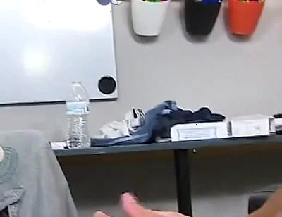 Jordan Thomas Fucks Tyson Pierce