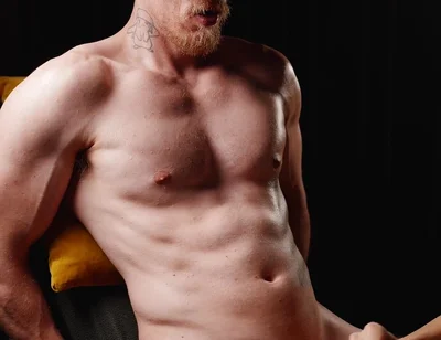 Muscular Aussie Straight Got Edged with Sounding