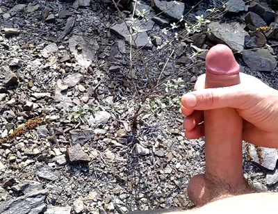 A Good Cumshot on the Mount of Big Fat Dick, the Guy Wants to Suck It!