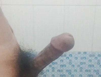 Shaking a Long Cock