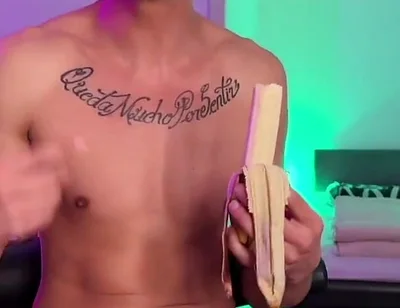 Leo Latte Almost 2-hour Livestream - Teasing, Stripping & Underwear Show