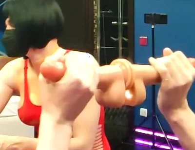 Fucks Herself in Front of the Mirror and Can't Look Away