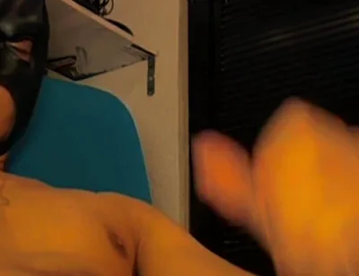 Masturbating in the Room of a Well-endowed, Horny Guy