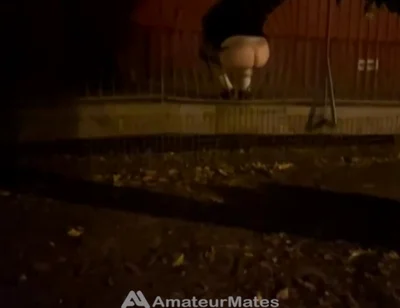 Straight Boy Dared to Show His Big Smooth Butt in Park