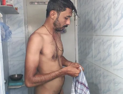Get Bath Nude with Face