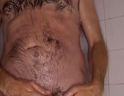 Sexy Dilf in the Shower Close up Cum Playing with Belly Button - Rockardglans 208