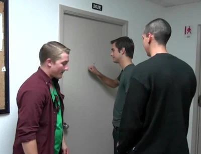 Reality Dudes - These Guys Figure Out How to Make Money Real Quick with Dick Dorm