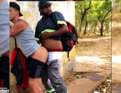 Fucking in the Park and Cumming in His Mouth