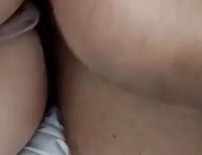 834 Big-bottomed Stepdaughter: Please Don't Put It in, I'll Get Pregnant