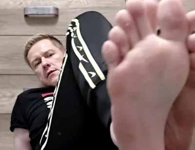 Feet & Fun