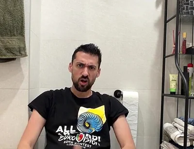 Hot Stepdaddy Jerking off Like Crazy in Public Bathroom