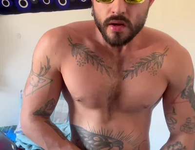 Come See This Hot Cumshot