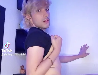 Tiktok Naked Challenge