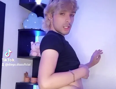 Tiktok Naked Challenge