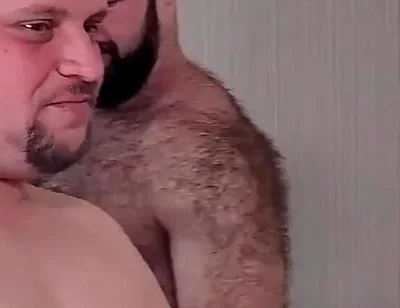 Fitting in - Bear Orgy