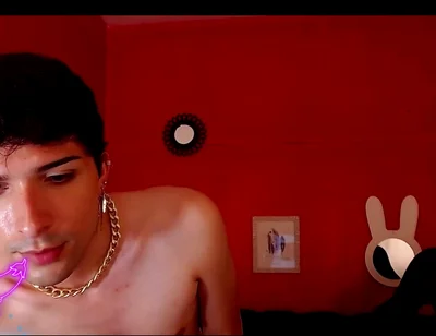 Twink Masturbates in Public