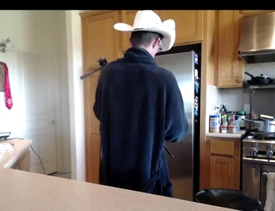 Making Prim Rib and Jacking off