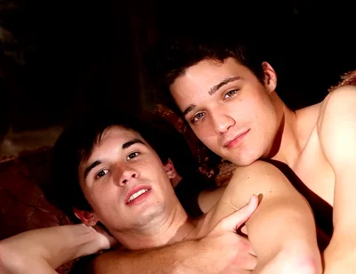 Krys Perez & Skyelr Bleu Chat While Cuddling in Bed