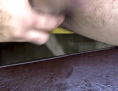 Straight Dom Karim Cums While Getting a Foot Massage