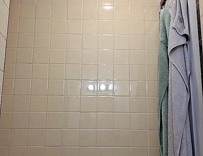 Pee Next to Alex She/her and Shower