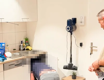 Flashing the Curious Repair Guy and Sucking Him Until He Cums in My Mouth
