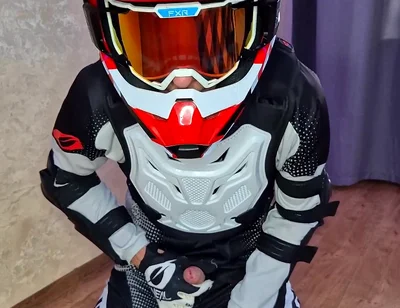 I Put on My Boyfriend's Mxgear, Cum Twice