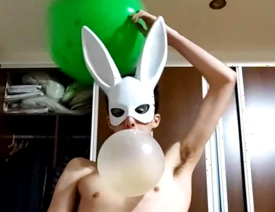 Bunny Looner Blowing up Big Balloons While Jerking off on Stream