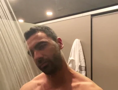 I Love to Take a Hot Shower