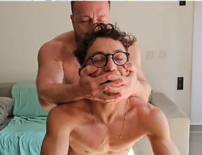 Nerdy Twunk Insaciavel Gets My Thick Dick