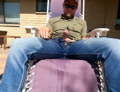 Giving Some Airbnb Neighbors a Jeans Wetting Piss Show