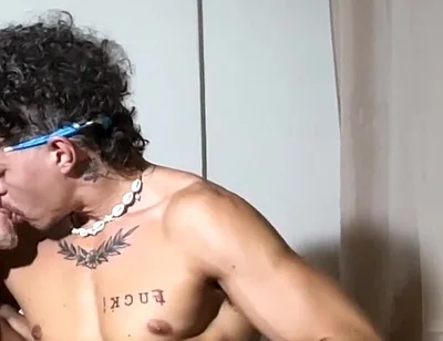 Big Dick Fucks Bareback Muscle Ass Raw!