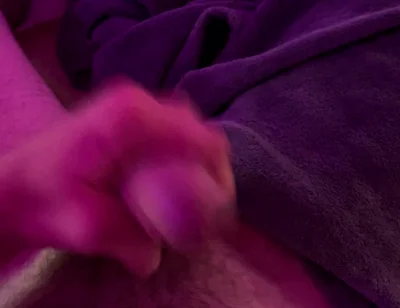 Edging to Some Hot Videos While Looking for My Next Grindr Hookup