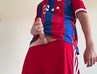 Horny Bro Comes Home From Soccer Practice