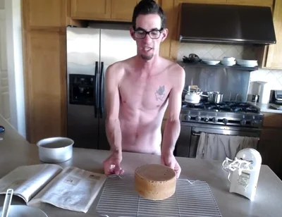 Chaturbate Baking Show Making a Cake