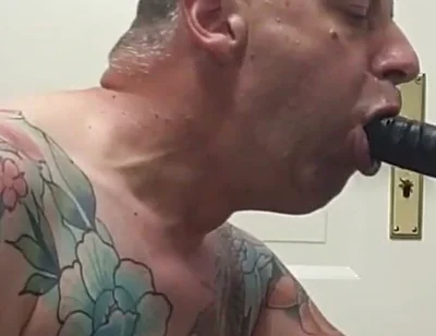 Sls-frank I Swallow a Long Dildo. It's Deep in My Throat.