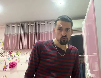 Hot Daddy Jerking off Nuts Like Crazy