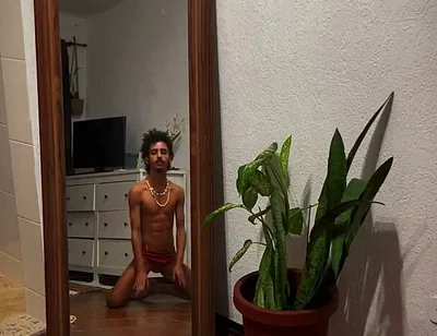 Showing off Naked in Front of My Friend