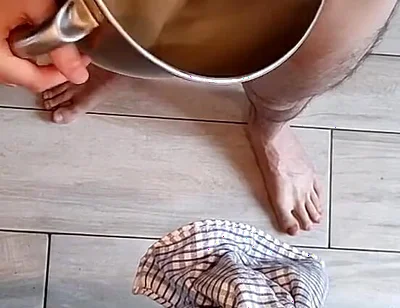 Top Chef Naked: Snauwflake Is Cooking Pancake
