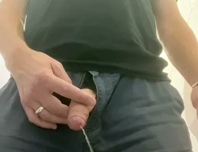 When Stepdaddy Wants to Pee and You Watch Him