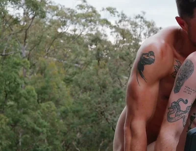 Two Aussies Twunk Outdoor Fuck