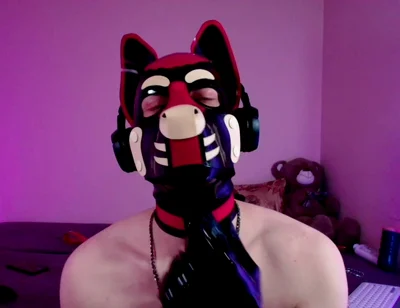 K-9goodboy's Slow Latex Tease Drives Me Wild