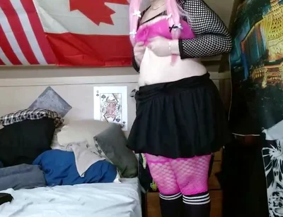 Fat Cock Loving Sissy Dances for Dick