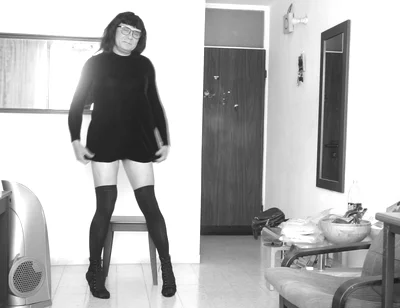 Crossdresser Short Dress Show