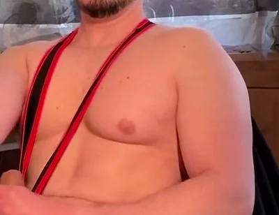 Wrestler Flexing Muscles and Jerking off Huge Load