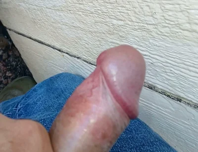 Pissing and Jerk off Outside
