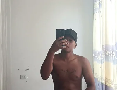 BBC Masturbacin Amateur Frente Al Espejo Bigdick